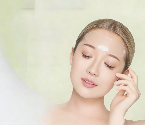 Praxistests von CMALLBIO-Silikon-Faltenreduzierungspflastern: Sind sie ein „Faltenradierer“?